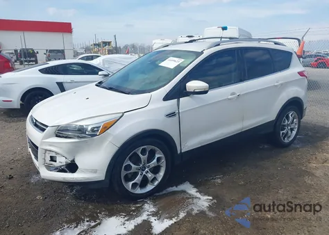 2014 Ford Escape Titanium z USA, uszkodzony, nr VIN 1FMCU0J94EUA19466
